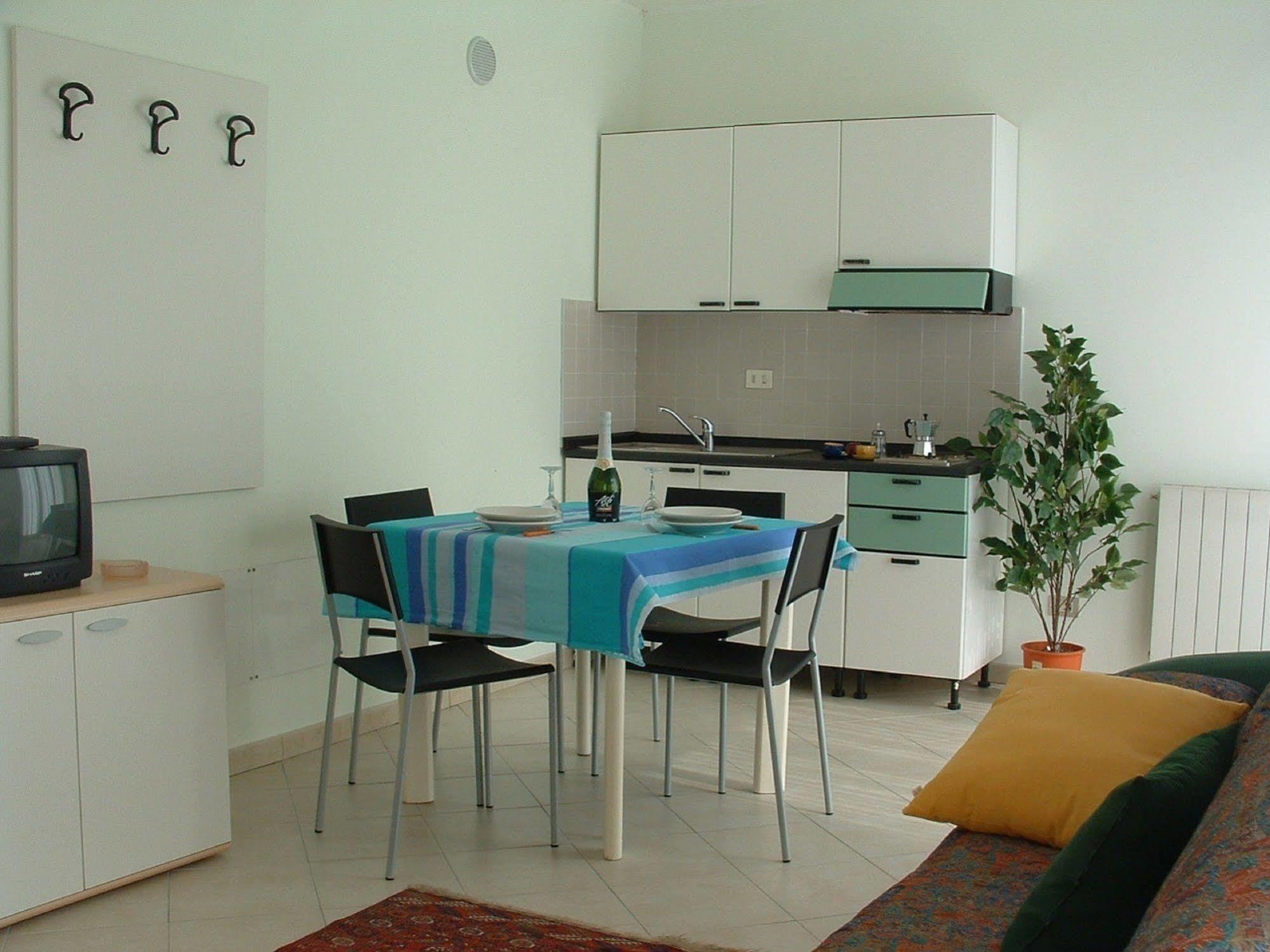 Residence Tre Ponti Verbania Exterior photo