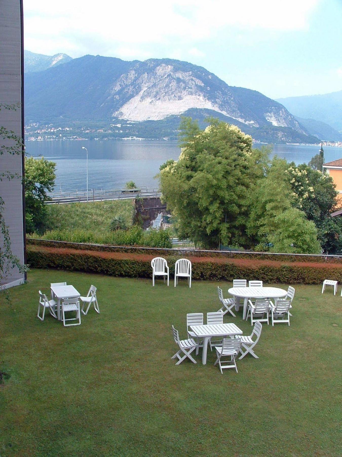 Residence Tre Ponti Verbania Exterior photo